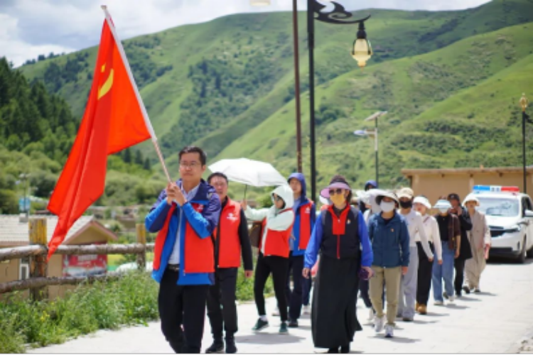 同心普法零距离 明炬律师“同心团”系列报道三1006.png